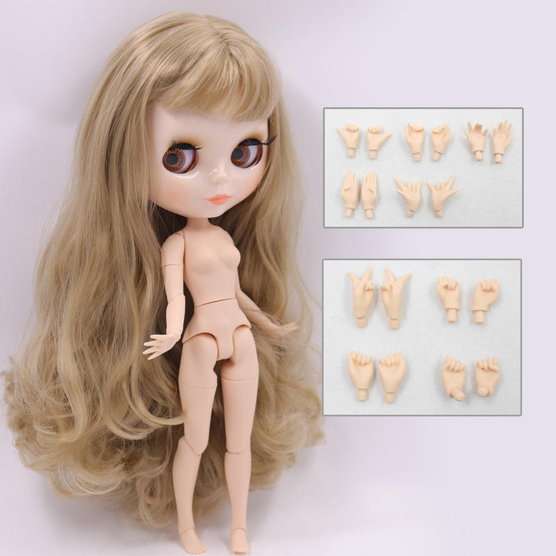 Neo Blythe Doll with Blonde Hair, White skin, Crus Cute Face & Custom Corpus coniunctum 1