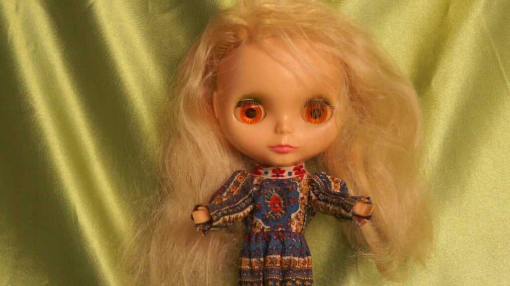 An image of a vintage Blythe doll from the 1970s