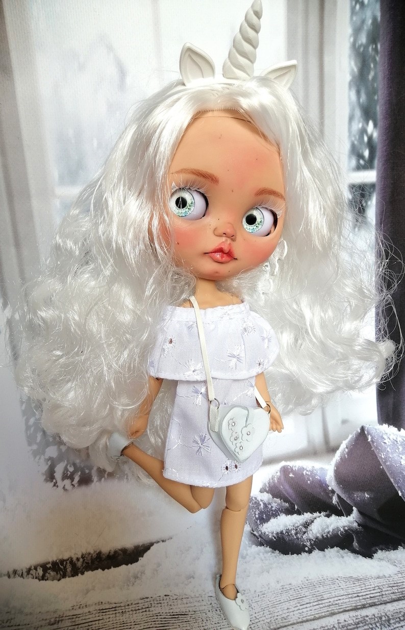 Eliza – Custom Blythe Doll One-Of-A-Kind OOAK Custom OOAK Blythe doll