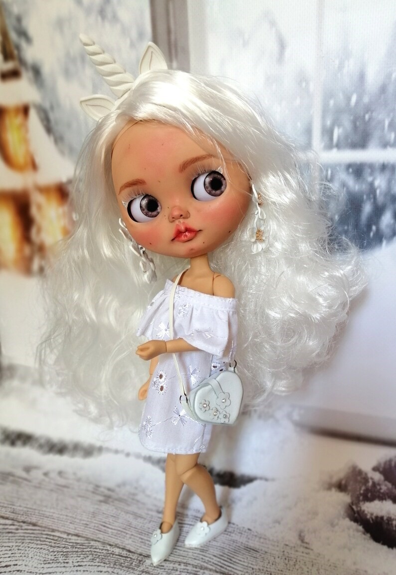 Eliza – Custom Blythe Doll One-Of-A-Kind OOAK Custom OOAK Blythe doll