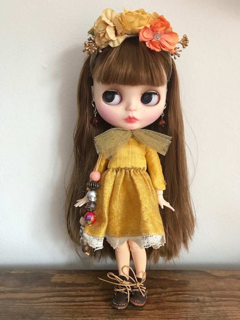 Elliana – Custom Blythe Doll One-Of-A-Kind OOAK Custom OOAK Blythe doll