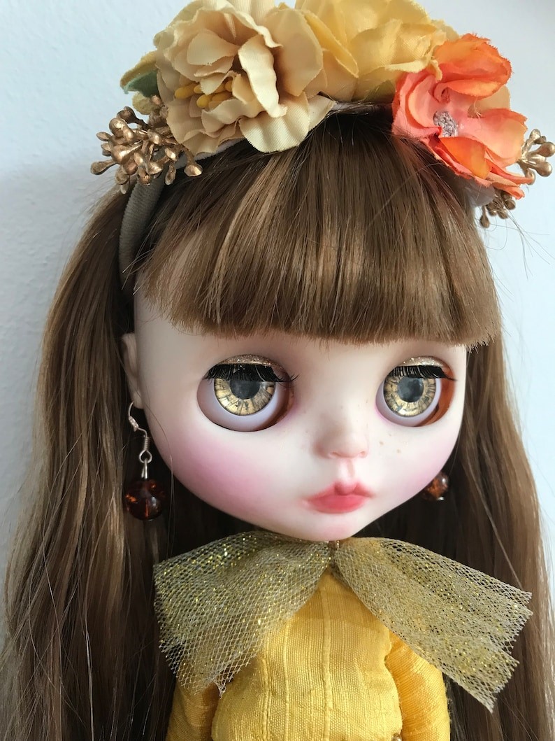Elliana – Custom Blythe Doll One-Of-A-Kind OOAK Custom OOAK Blythe doll