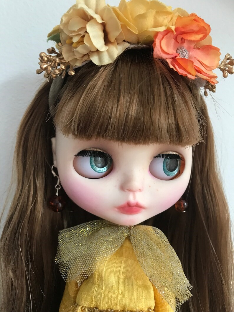 Elliana – Custom Blythe Doll One-Of-A-Kind OOAK Custom OOAK Blythe doll