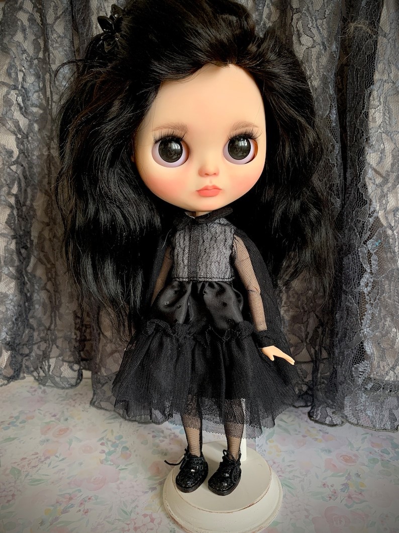 Mary – Custom Blythe Doll One-Of-A-Kind OOAK Custom OOAK Blythe doll