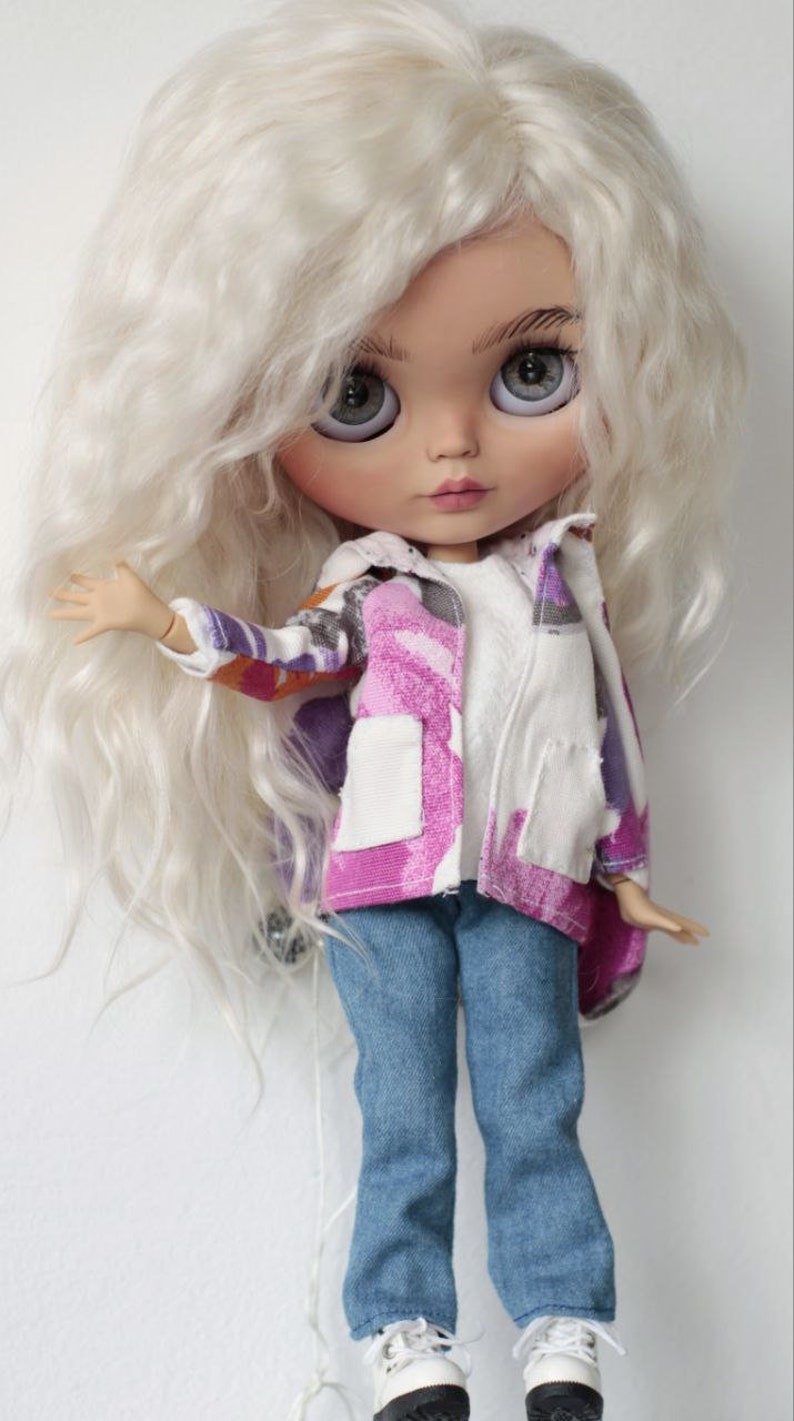 Amara – Custom Blythe Doll One-Of-A-Kind OOAK Sold-out OOAK dolls