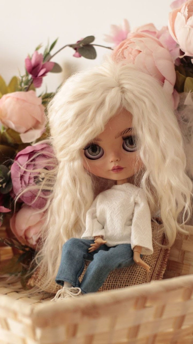 Amara – Custom Blythe Doll One-Of-A-Kind OOAK Sold-out OOAK dolls