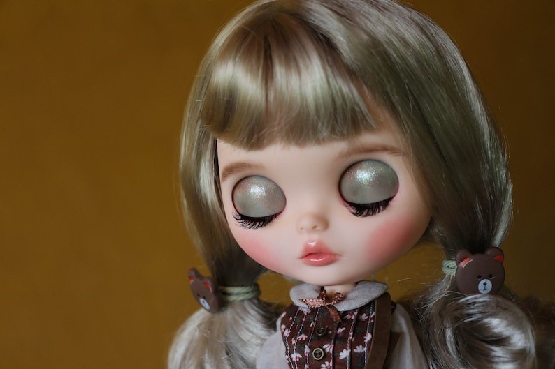 Cecilia – Custom Blythe Doll One-Of-A-Kind OOAK Custom OOAK Blythe doll