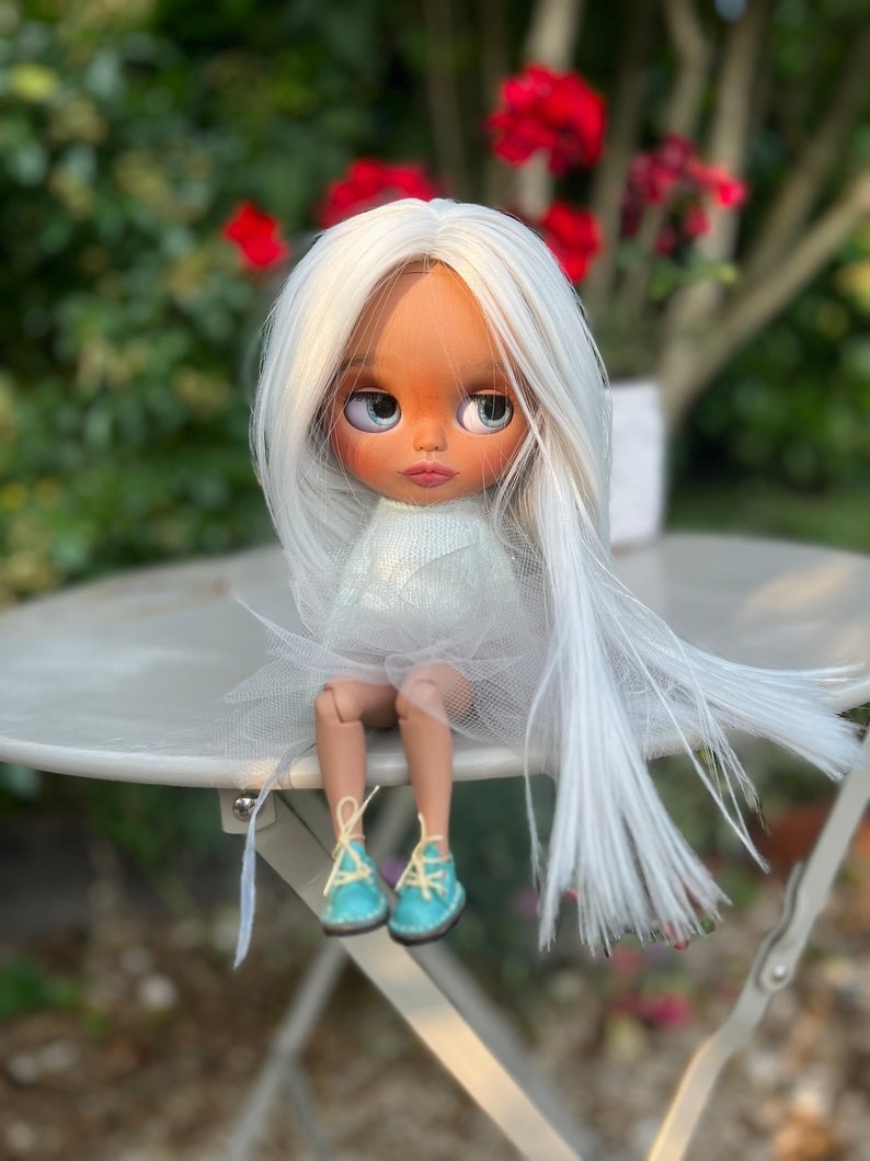 Genevieve – Custom Blythe Doll One-Of-A-Kind OOAK Custom OOAK Blythe doll