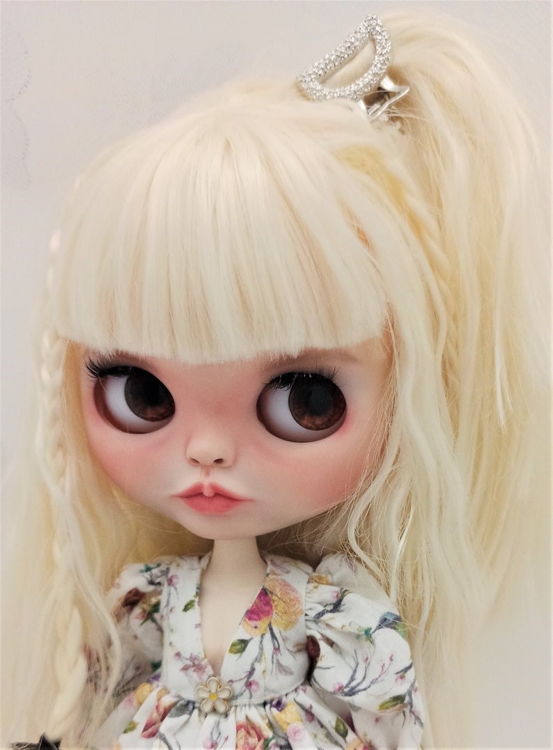 Brianna – Custom Blythe Doll One-Of-A-Kind OOAK Custom OOAK Blythe doll