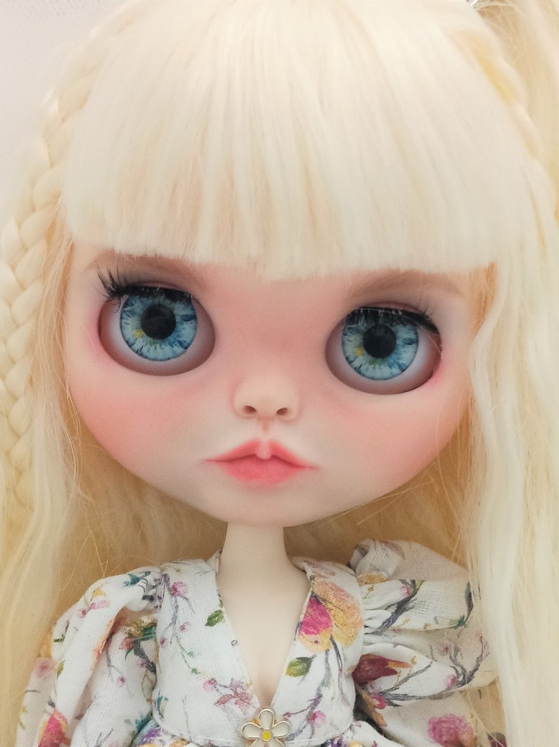 Brianna – Custom Blythe Doll One-Of-A-Kind OOAK Custom OOAK Blythe doll