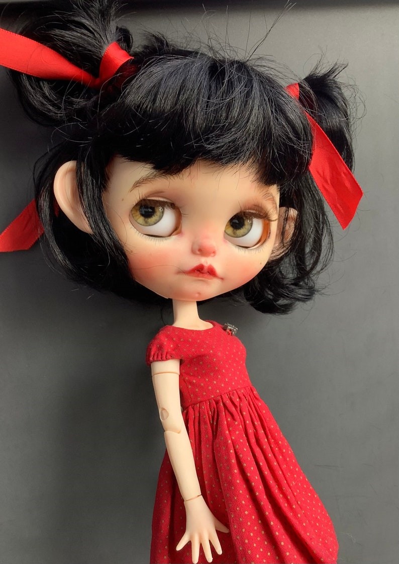 Lainey – Custom Blythe Doll One-Of-A-Kind OOAK Custom OOAK Blythe doll
