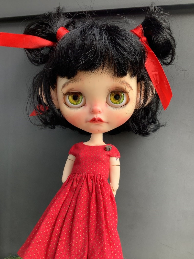 Lainey – Custom Blythe Doll One-Of-A-Kind OOAK Custom OOAK Blythe doll