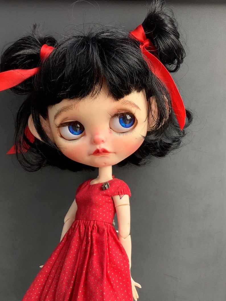 Lainey – Custom Blythe Doll One-Of-A-Kind OOAK Custom OOAK Blythe doll