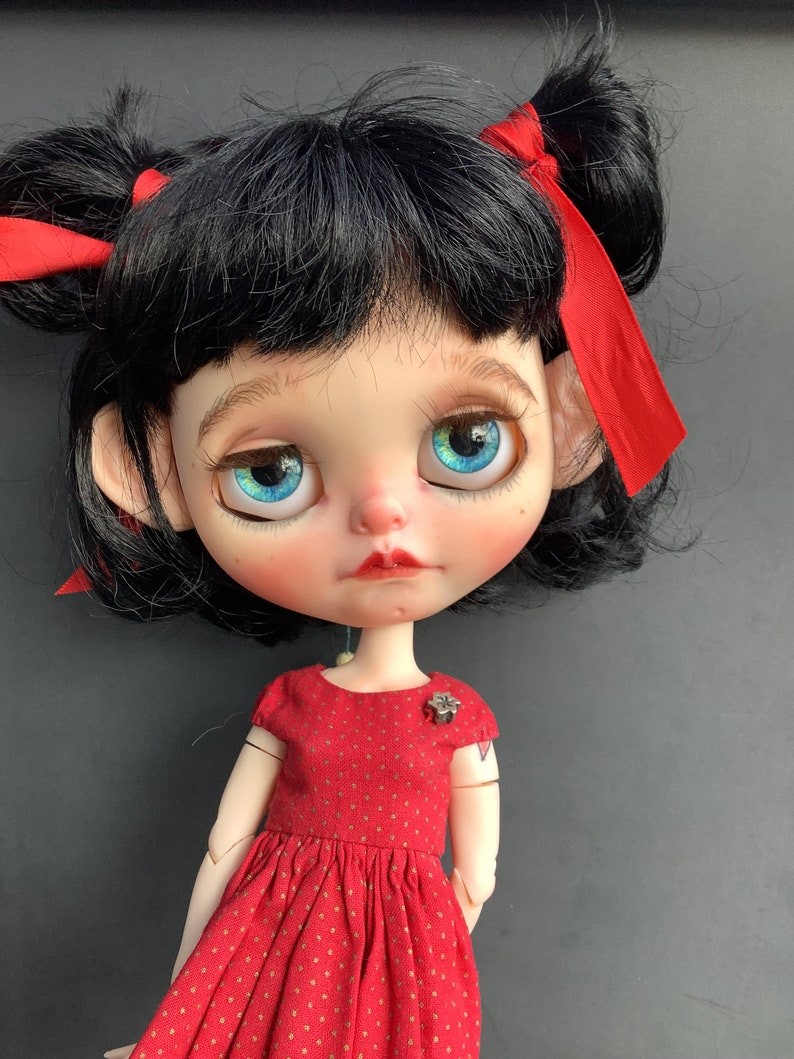 Lainey – Custom Blythe Doll One-Of-A-Kind OOAK Custom OOAK Blythe doll
