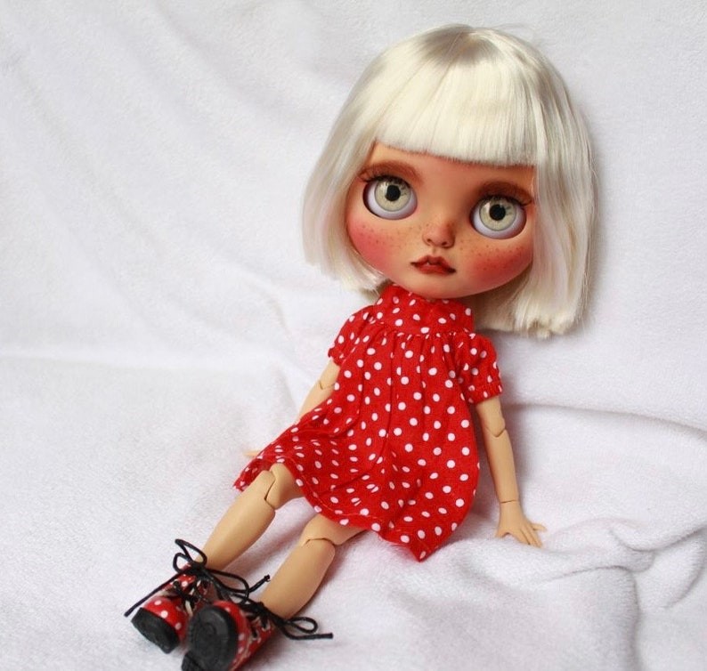 Arianna – Custom Blythe Doll One-Of-A-Kind OOAK Custom OOAK Blythe doll