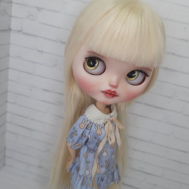 Elsie – Custom Blythe Doll One-Of-A-Kind OOAK Custom OOAK Blythe doll