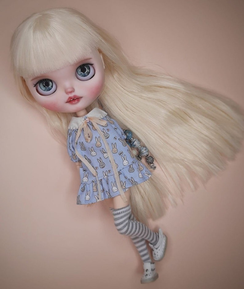 Elsie – Custom Blythe Doll One-Of-A-Kind OOAK Custom OOAK Blythe doll
