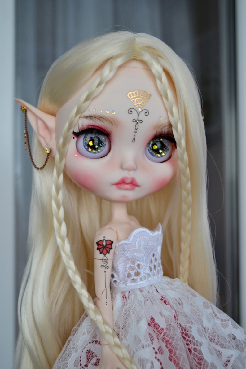 Nicole – Custom Blythe Doll One-Of-A-Kind OOAK Sold-out OOAK dolls