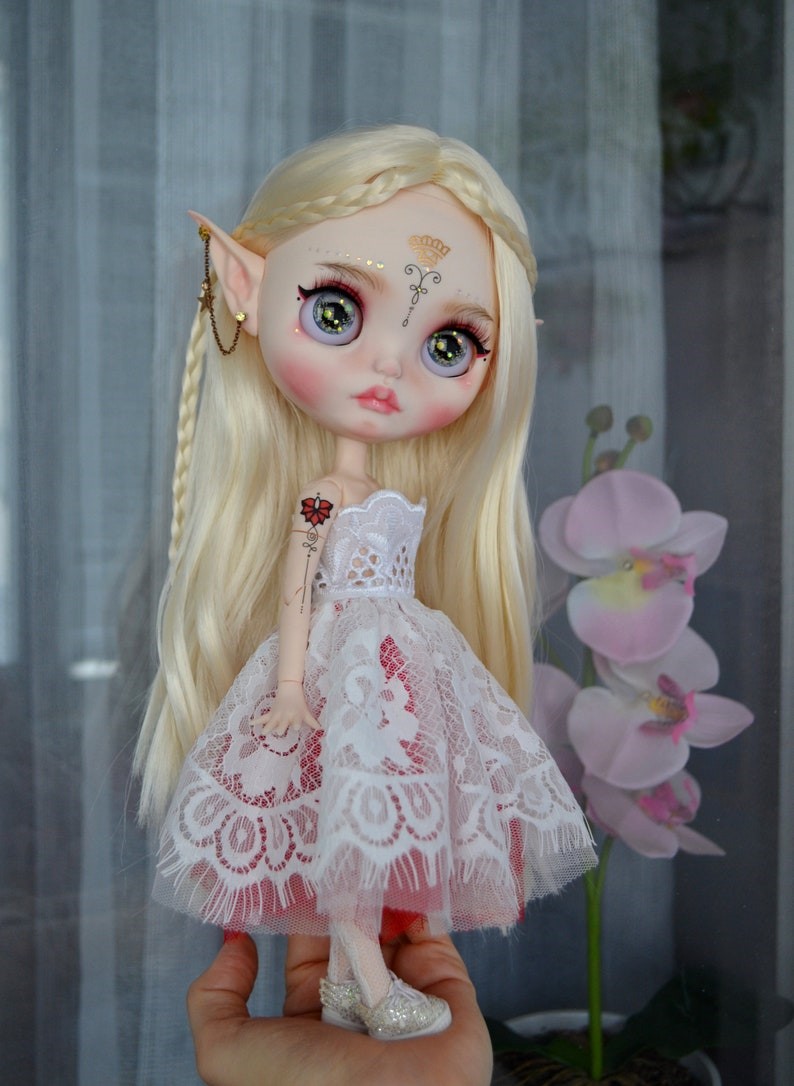 Nicole – Custom Blythe Doll One-Of-A-Kind OOAK Sold-out OOAK dolls