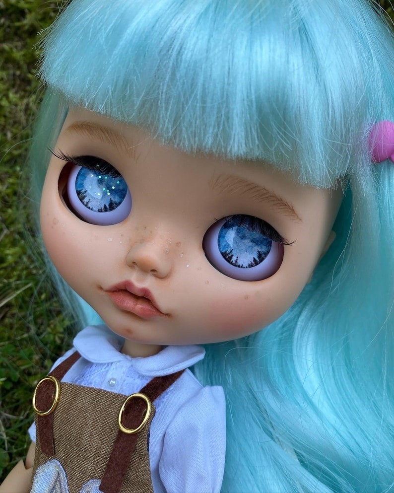 Kamila – Custom Blythe Doll One-Of-A-Kind OOAK Custom OOAK Blythe doll
