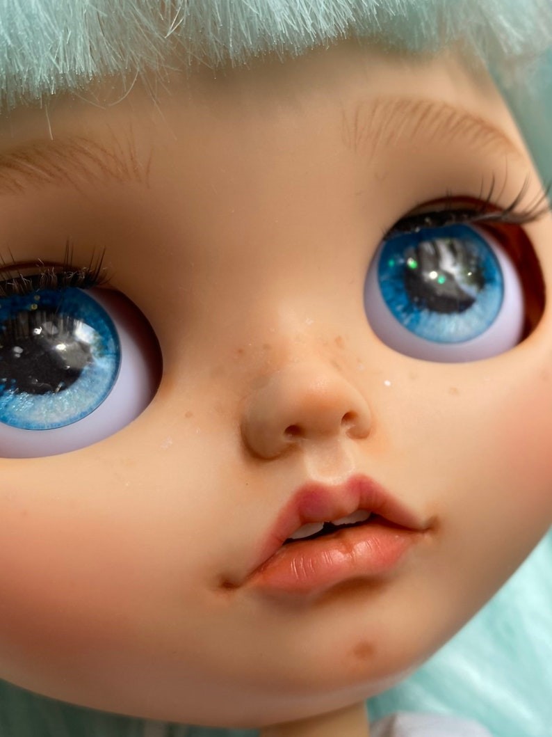Kamila – Custom Blythe Doll One-Of-A-Kind OOAK Custom OOAK Blythe doll