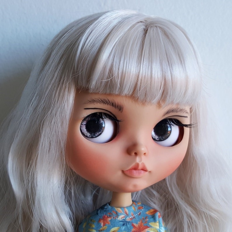 Lila – Custom Blythe Doll One-Of-A-Kind OOAK Custom OOAK Blythe doll