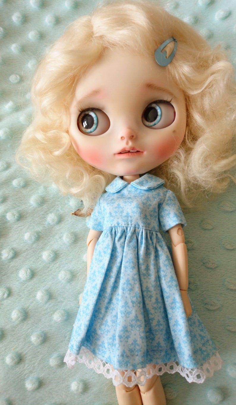 Hallie – Custom Blythe Doll One-Of-A-Kind OOAK Sold-out OOAK dolls