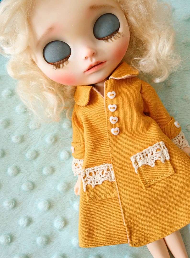 Hallie – Custom Blythe Doll One-Of-A-Kind OOAK Sold-out OOAK dolls