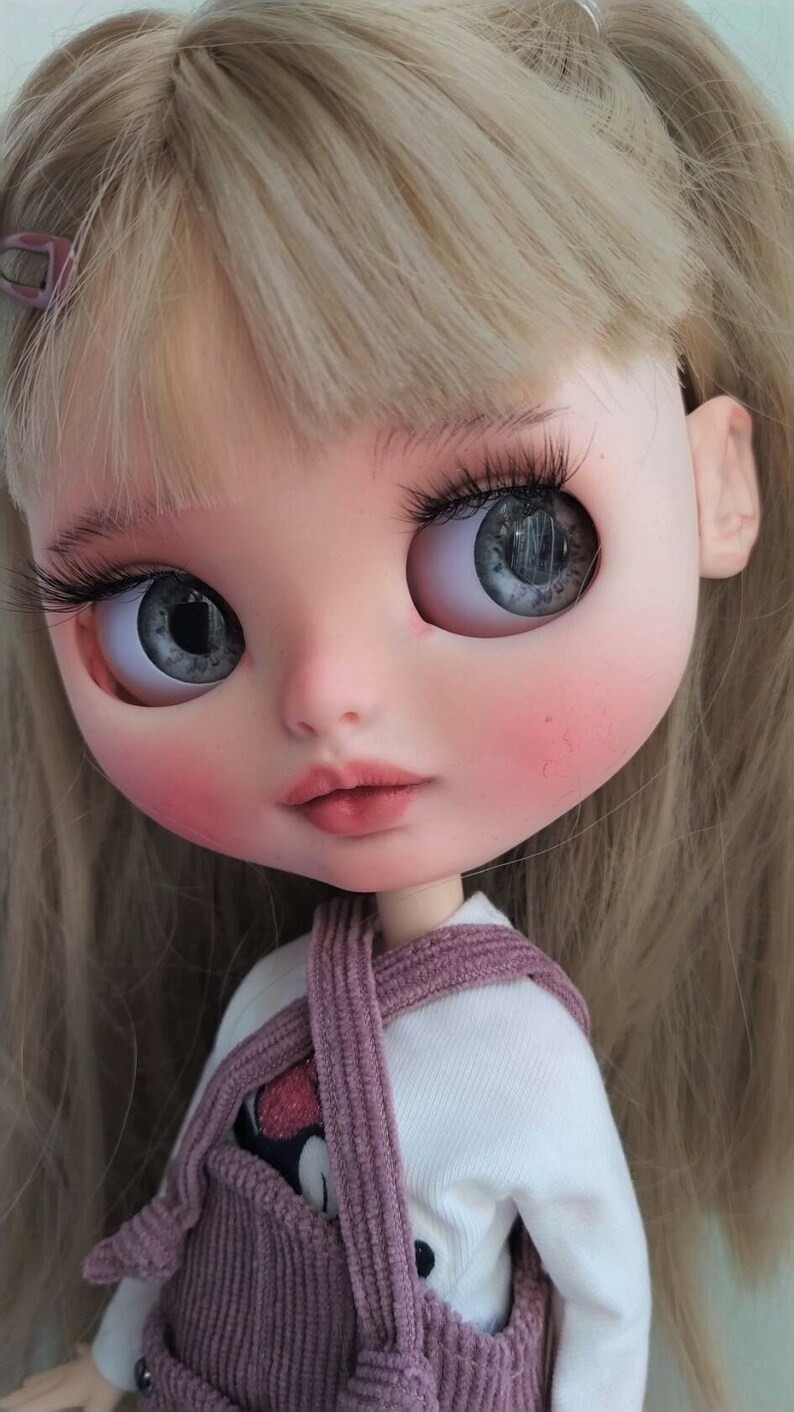 Aliyah – Custom Blythe Doll One-Of-A-Kind OOAK Custom OOAK Blythe doll