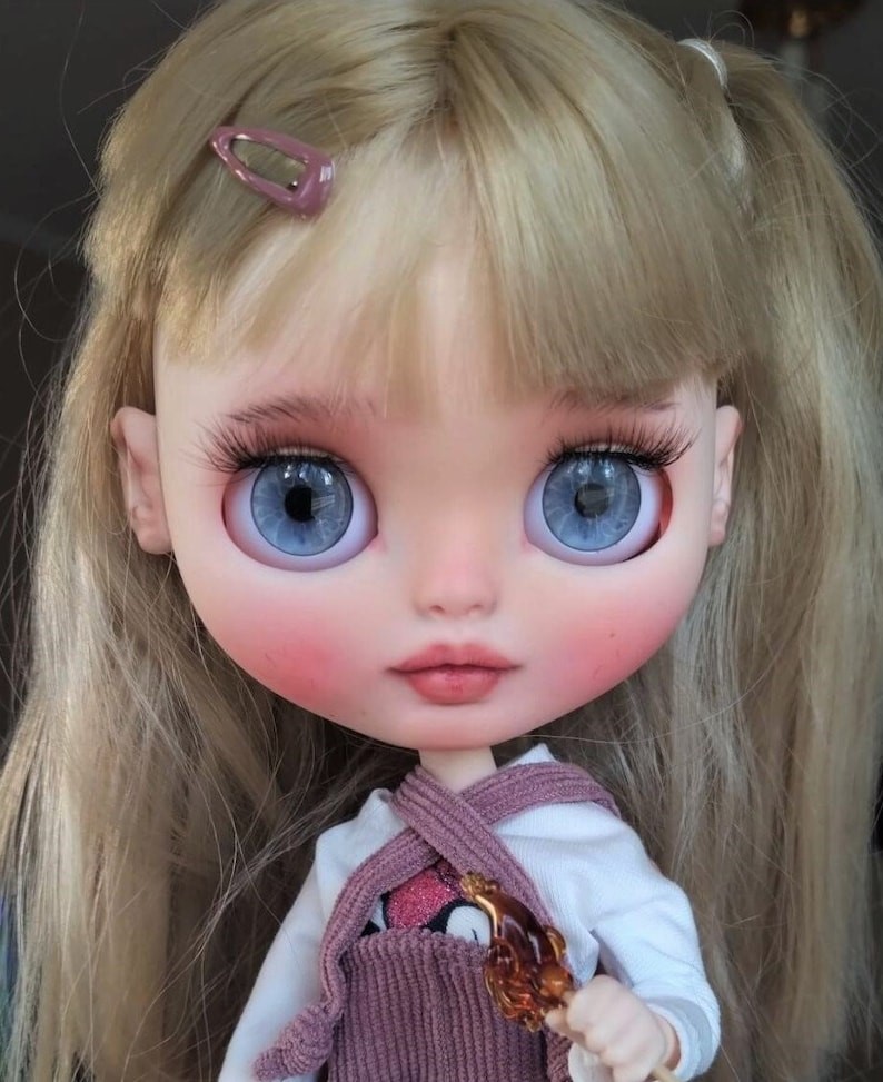 Aliyah – Custom Blythe Doll One-Of-A-Kind OOAK Custom OOAK Blythe doll