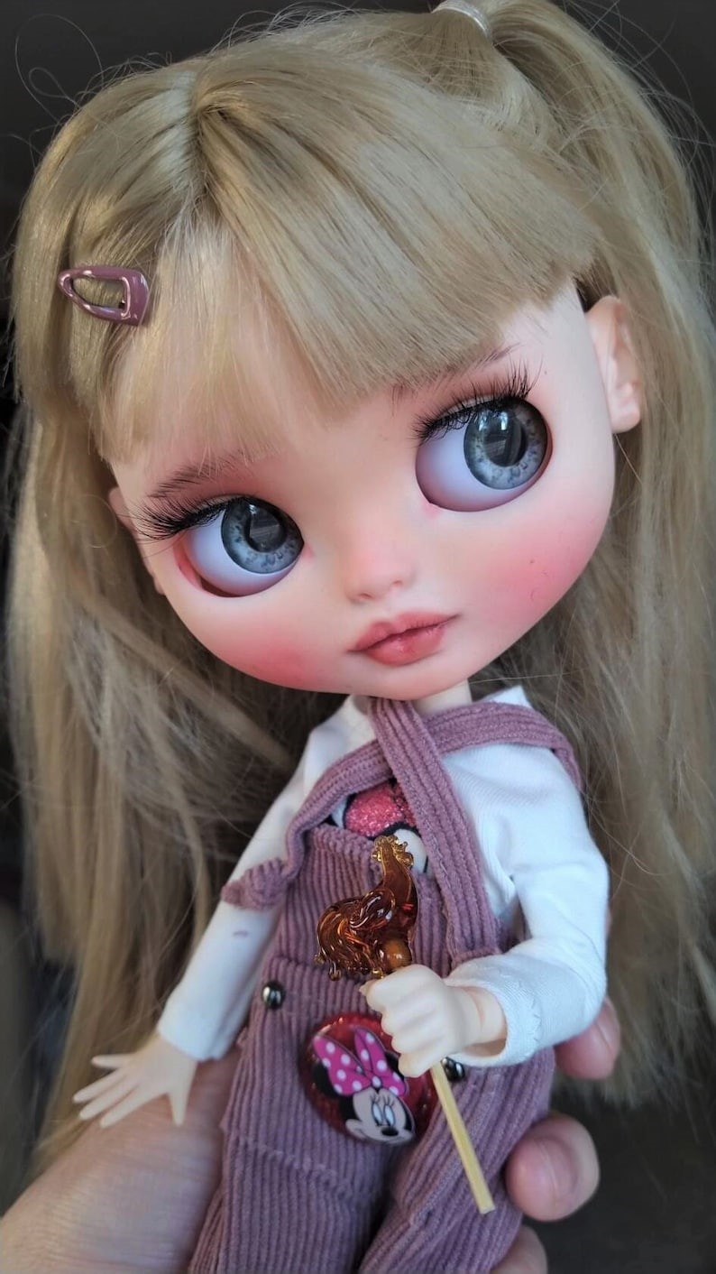 Aliyah – Custom Blythe Doll One-Of-A-Kind OOAK Custom OOAK Blythe doll