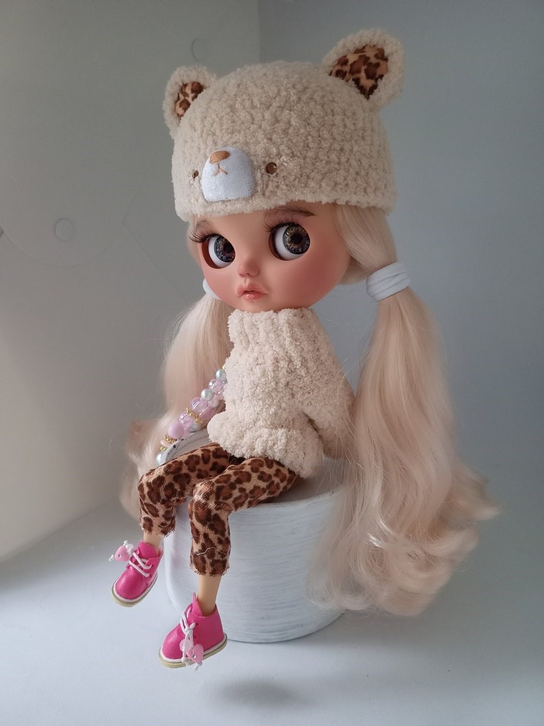 Milani – Custom Blythe Doll One-Of-A-Kind OOAK Custom OOAK Blythe doll