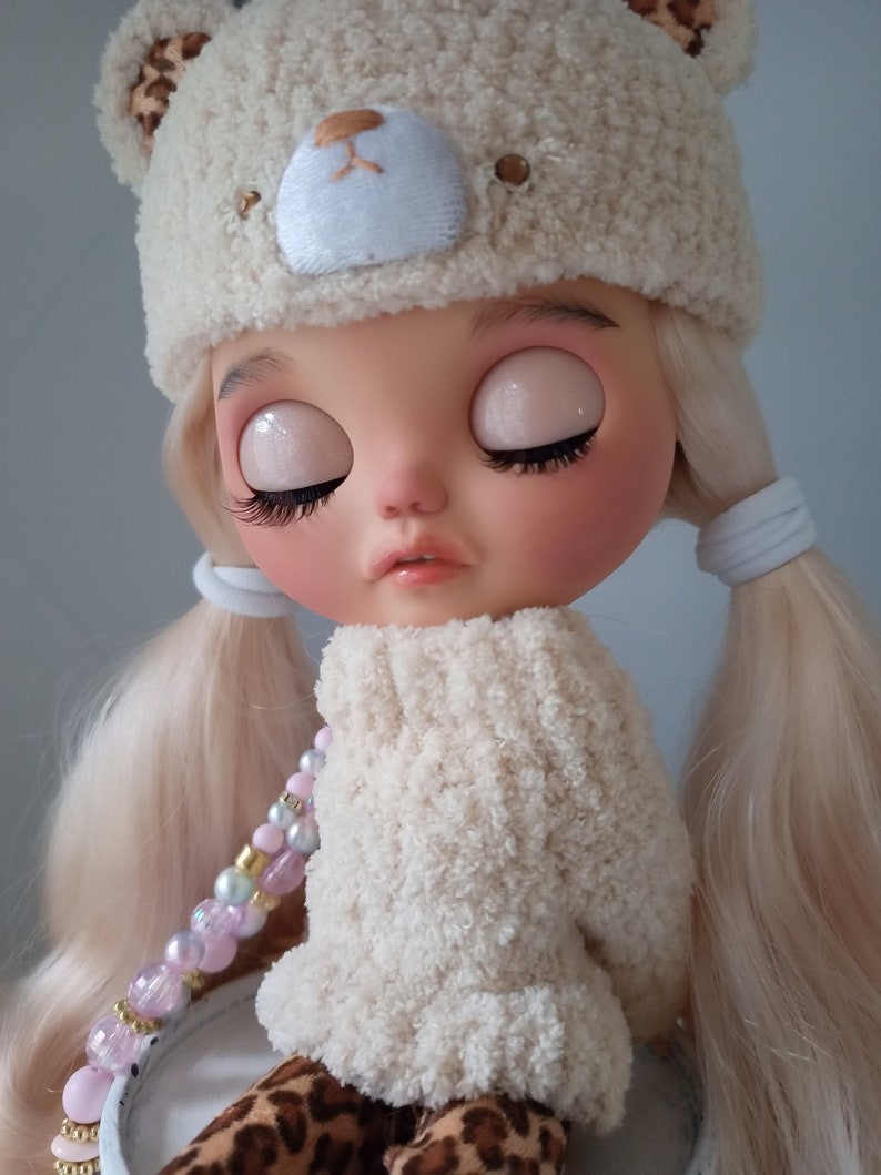 Milani – Custom Blythe Doll One-Of-A-Kind OOAK Custom OOAK Blythe doll