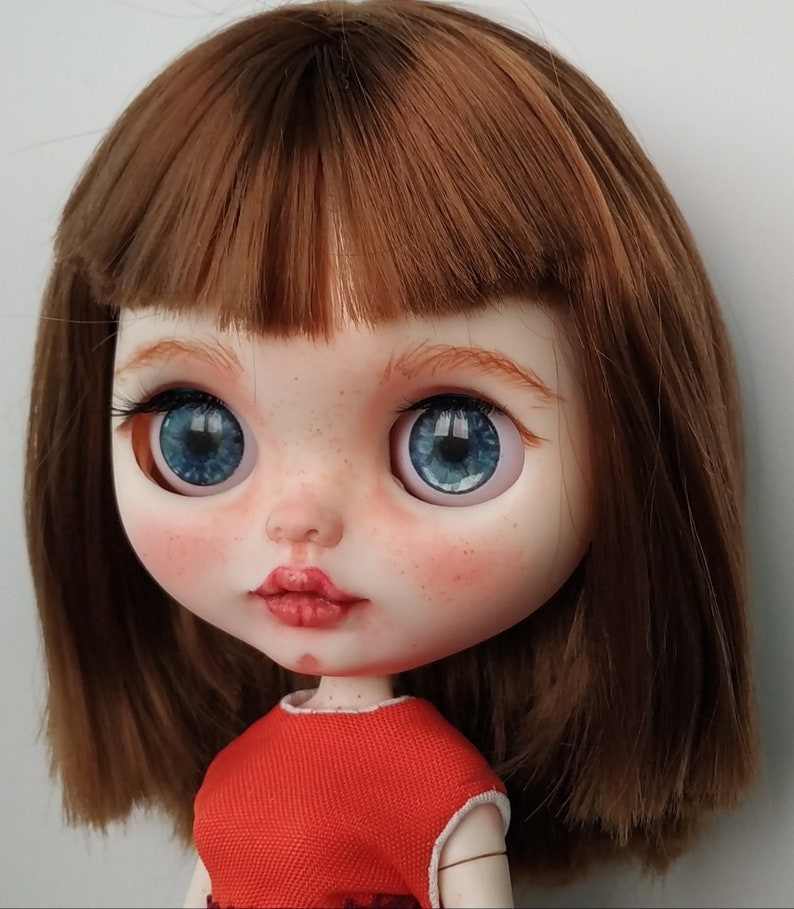 Selena – Custom Blythe Doll One-Of-A-Kind OOAK Custom OOAK Blythe doll