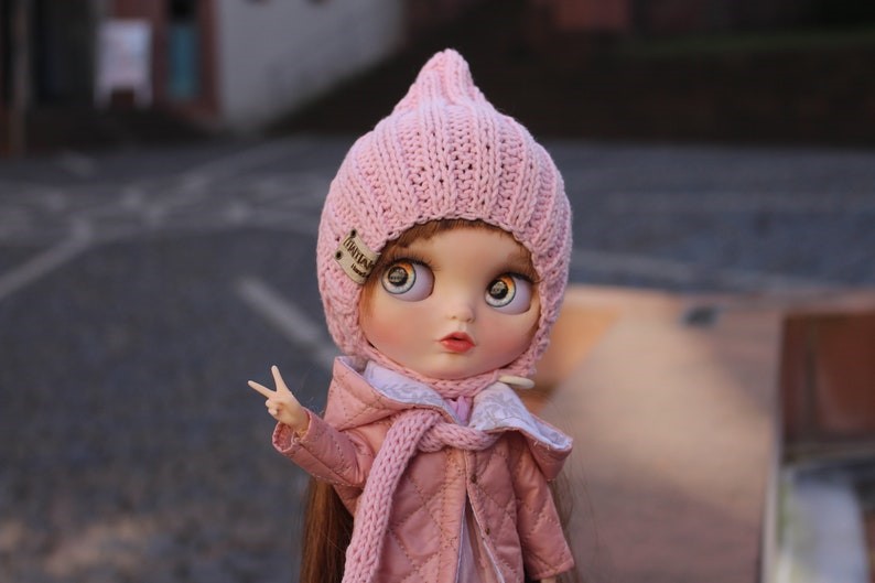 Lia – Custom Blythe Doll One-Of-A-Kind OOAK Sold-out OOAK dolls