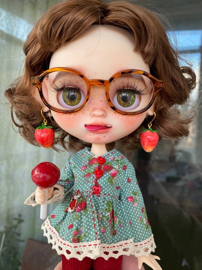 Lena – Custom Blythe Doll One-Of-A-Kind OOAK Custom OOAK Blythe doll
