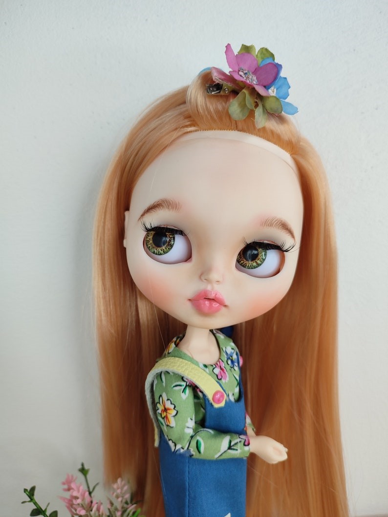 Elaina – Custom Blythe Doll One-Of-A-Kind OOAK Custom OOAK Blythe doll