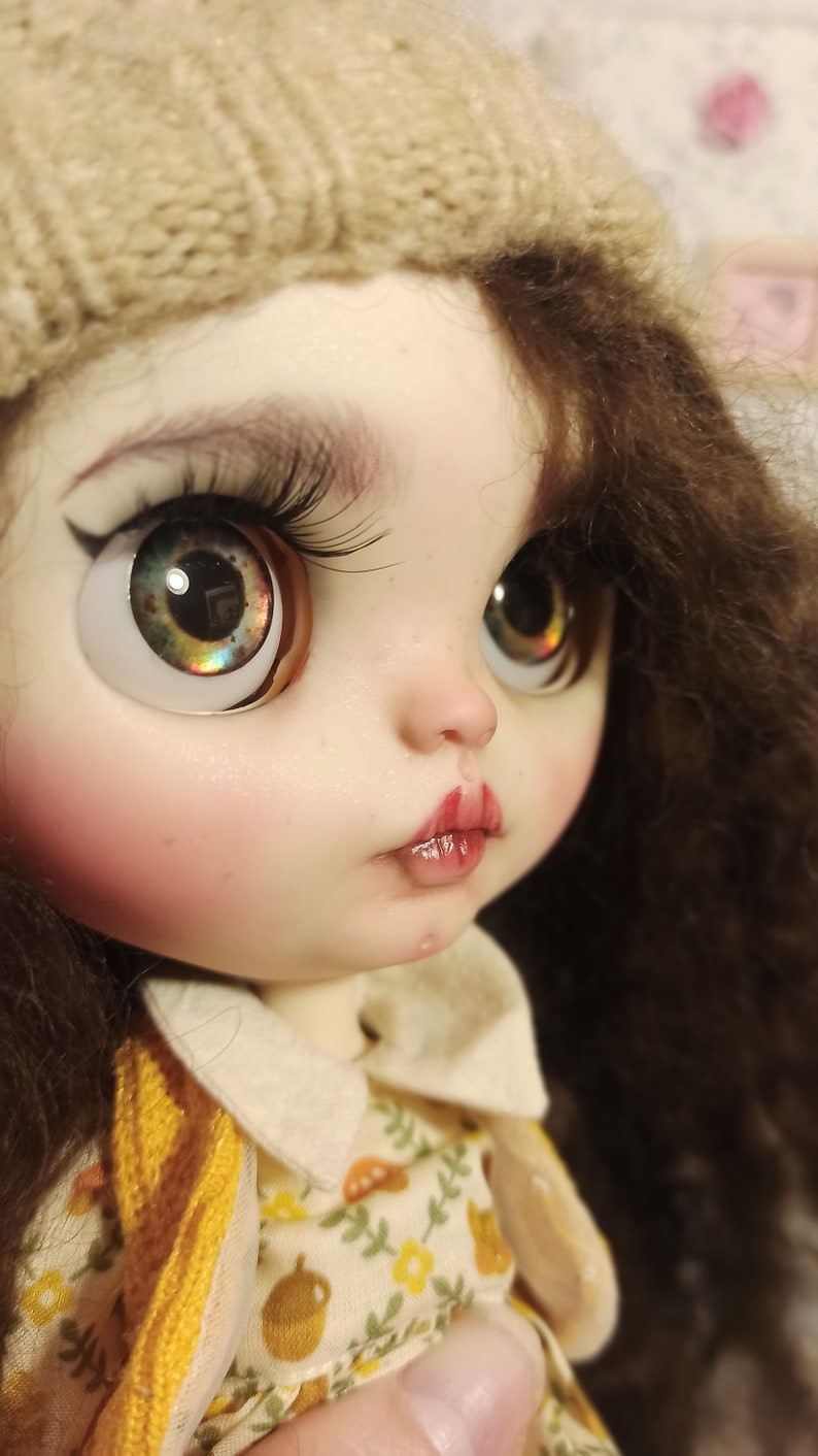 Daniela – Custom Blythe Doll One-Of-A-Kind OOAK Custom OOAK Blythe doll
