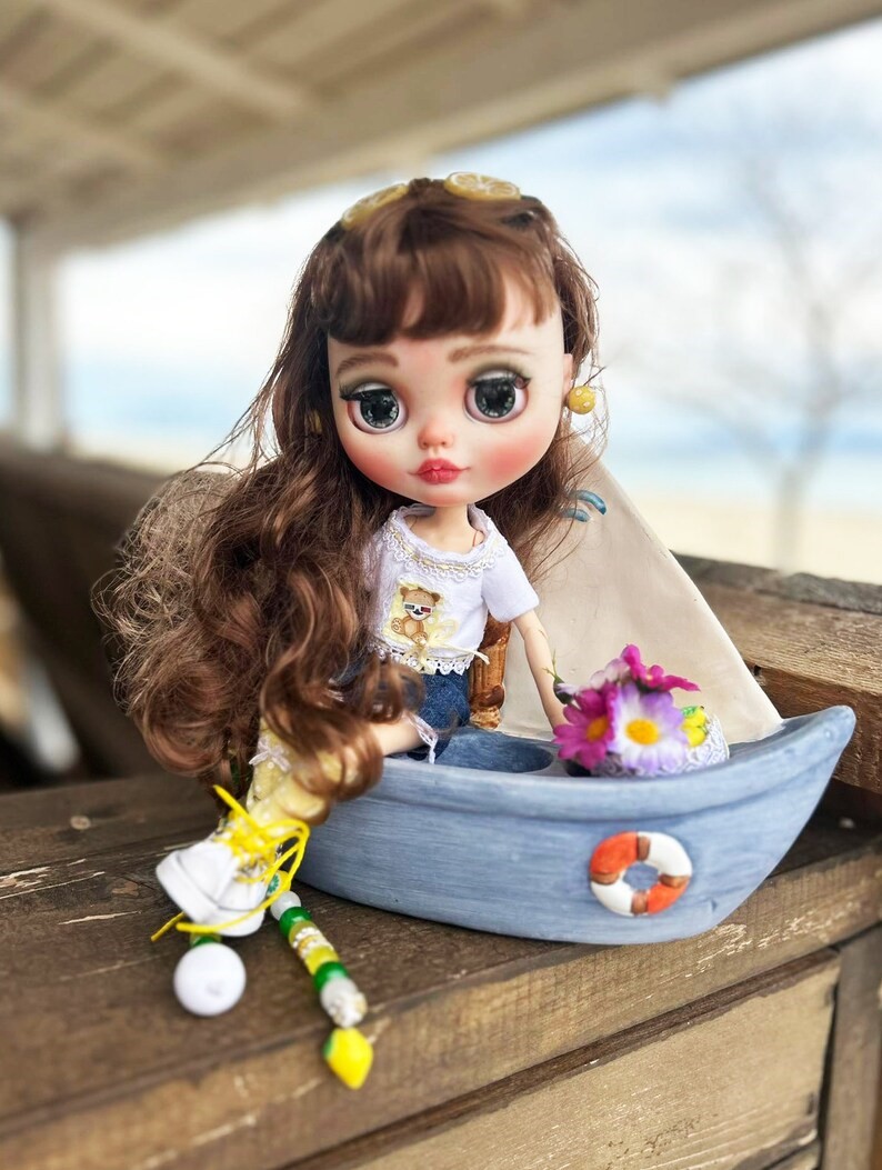 Dakota – Custom Blythe Doll One-Of-A-Kind OOAK Custom OOAK Blythe doll