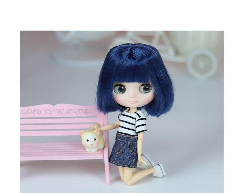 மியா - Custom Middie Blythe Doll with Blue Hair 1