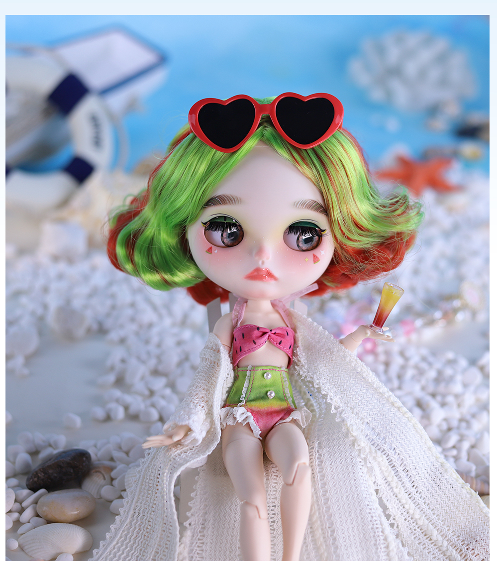 Isabel – Premium Custom Neo Blythe Doll with Multi-Color Hair, White Skin & Matte Cute Face 4