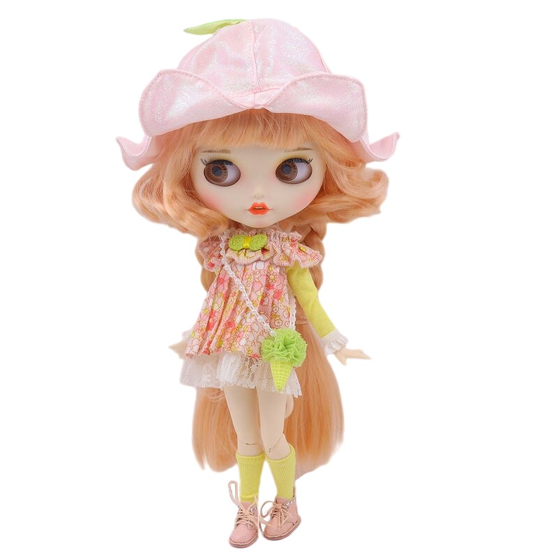 Stacy – Premium Custom Neo Blythe Doll with Ginger Hair, White Skin & Matte Smiling Face Ginger hair Matte face Smiling face White skin