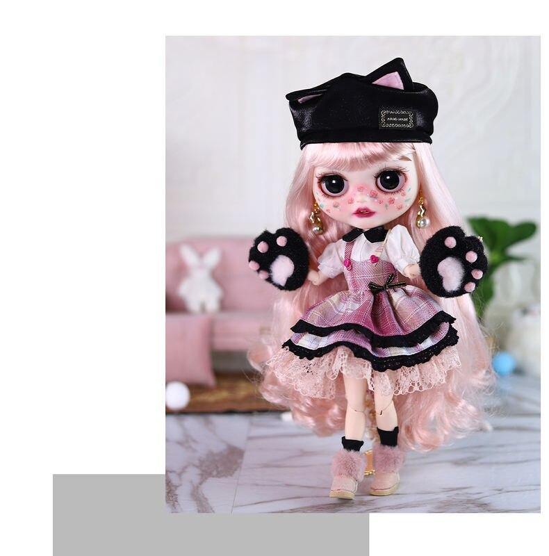 Clara – Premium Custom Neo Blythe Doll with Pink Hair, White Skin & Matte Smiling Face 12