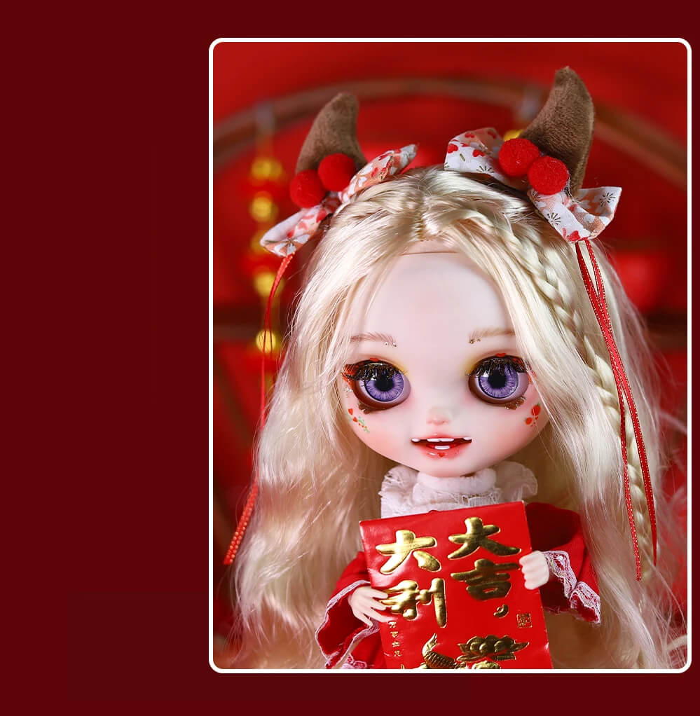 Hannah – Premium Custom Neo Blythe Doll with Blonde Hair, White Skin & Matte Smiling Face 15
