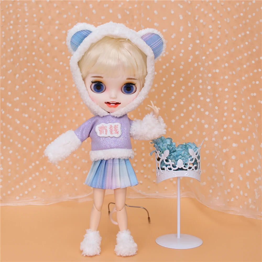 Neo Blythe Doll Hoodie with Skirt 1
