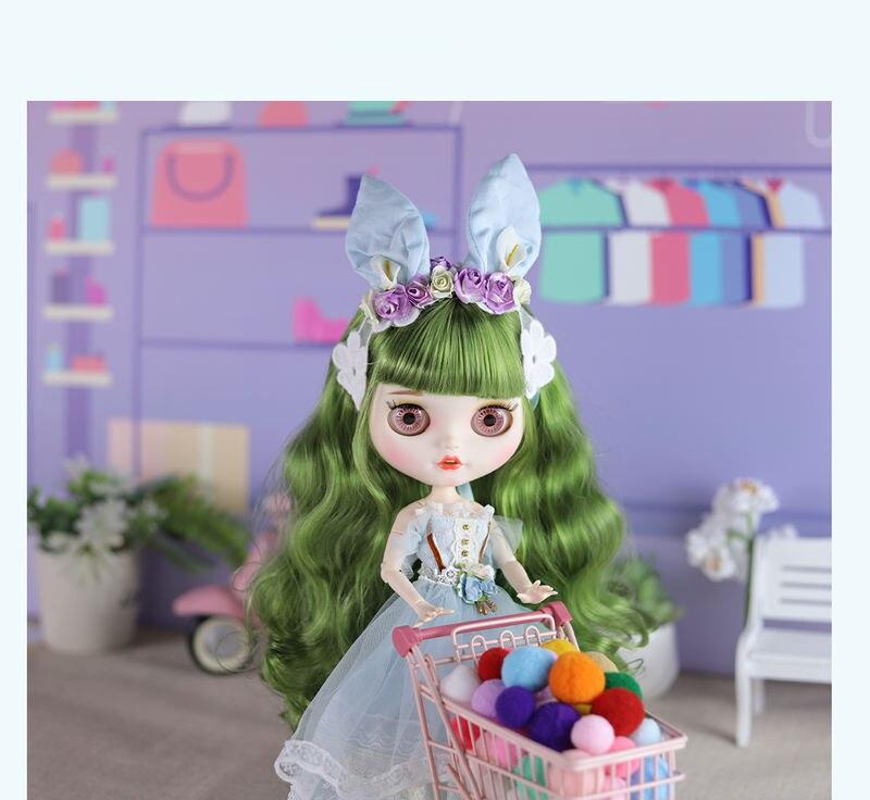 Zoey – Premium Custom Neo Blythe Doll with Green Hair, White Skin & Matte Smiling Face 8