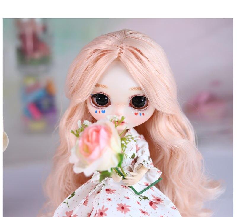 Юліана – Преміум Custom Neo Blythe Лялька з рожевим волоссям, білою шкірою та матовим милим обличчям 12
