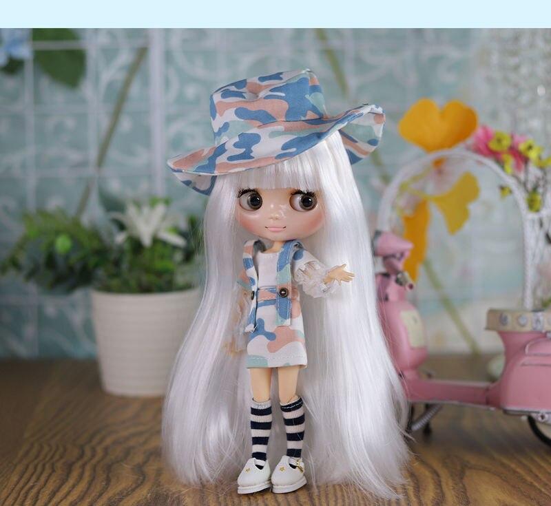 Emily - Custom Middie Blythe Doll with Silver Hair 1