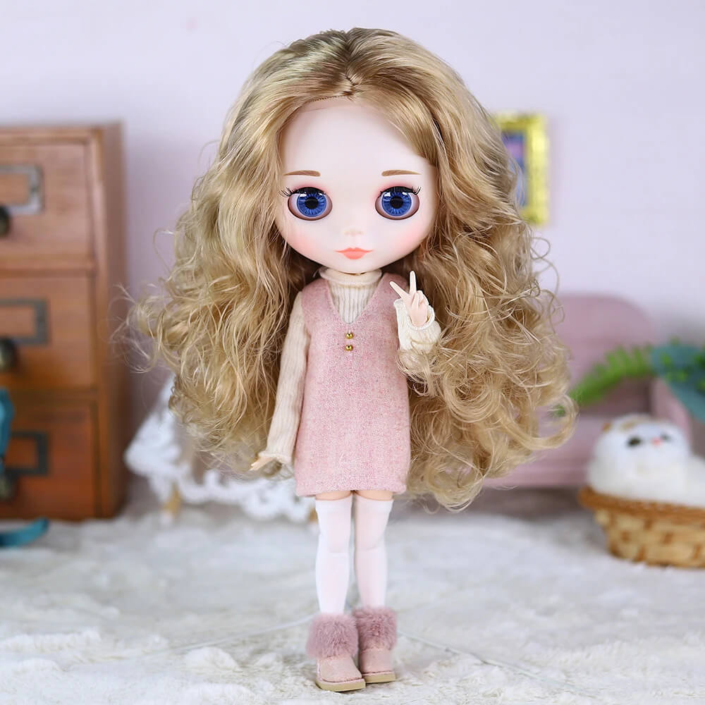 Jess – Premium Custom Neo Blythe Doll with Blonde Hair, White Skin & Matte Cute Face Blonde hair Cute face Matte face White skin