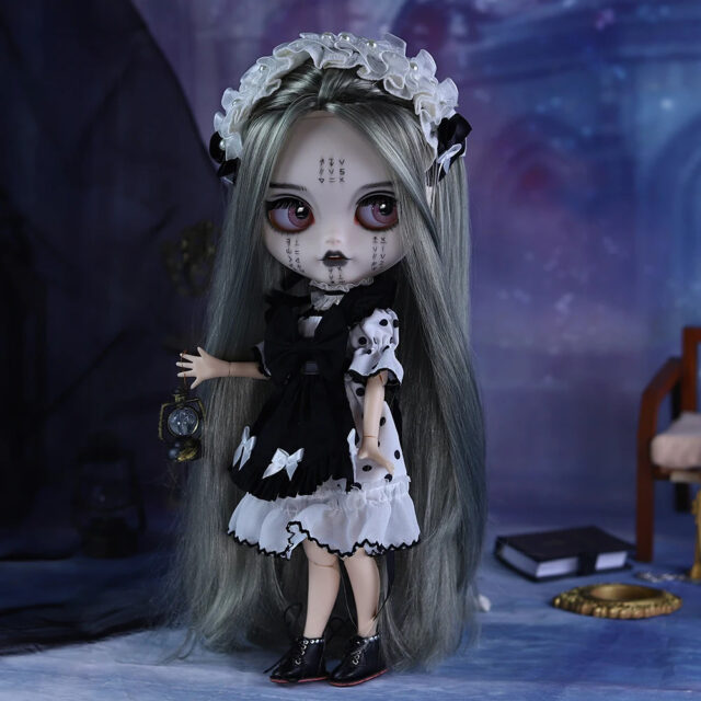 アガサ – プレミアム Custom Neo Blythe 銀色の髪、白い肌、マットな 